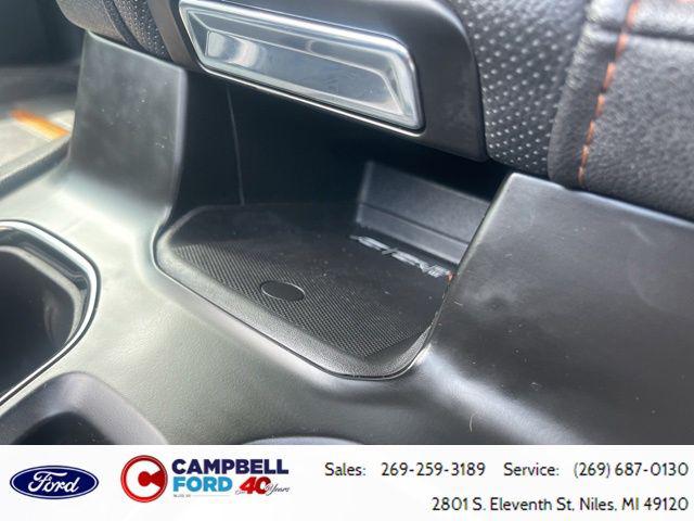 2023 GMC Sierra 1500 4WD Crew Cab Short Box AT4
