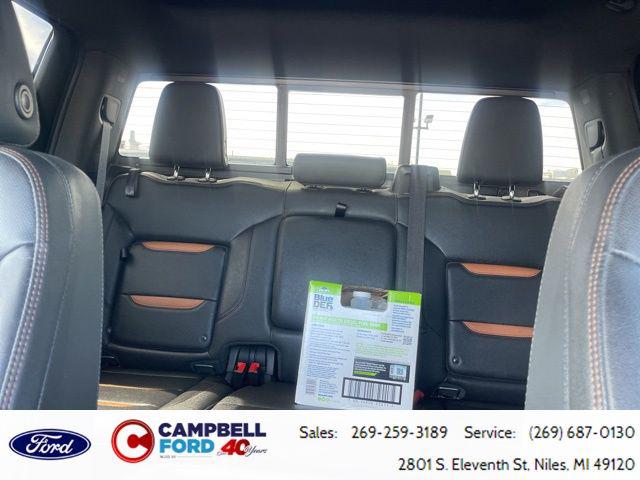2023 GMC Sierra 1500 4WD Crew Cab Short Box AT4