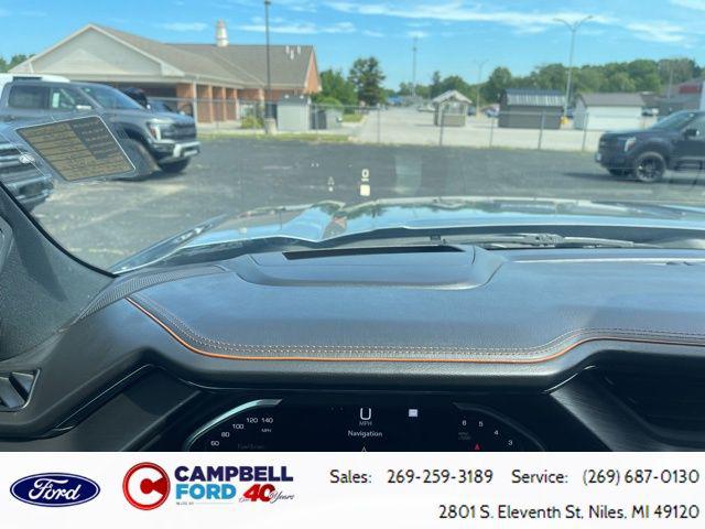 2023 GMC Sierra 1500 4WD Crew Cab Short Box AT4