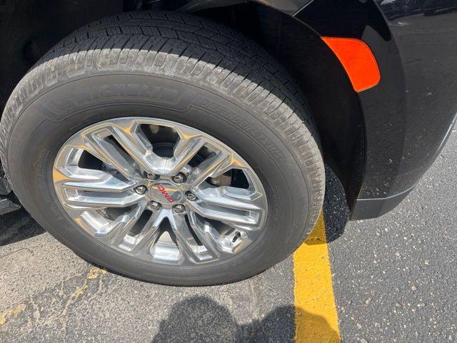 2021 GMC Yukon XL 4WD SLT