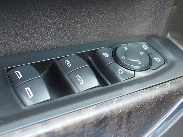 2021 GMC Sierra 1500 4WD Crew Cab Short Box Denali