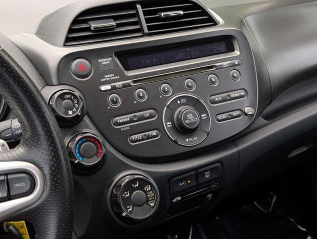 2013 Honda Fit Sport