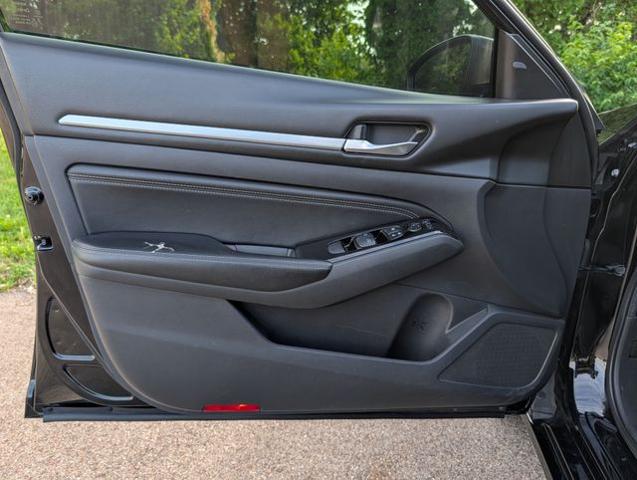 2020 Nissan Altima SL FWD