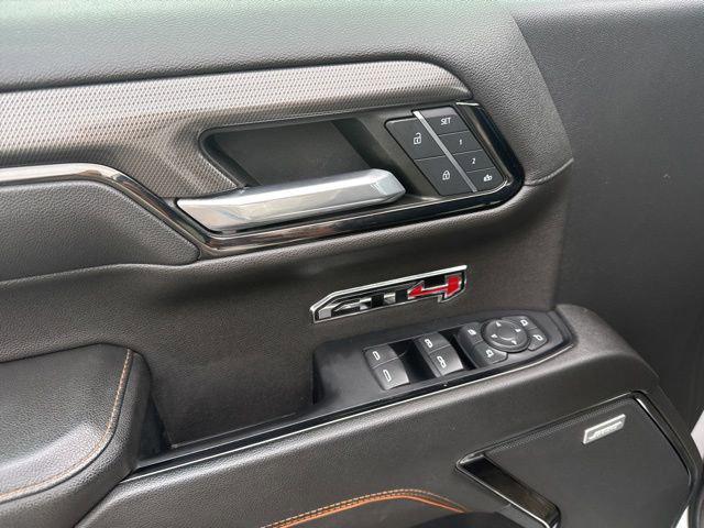 2022 GMC Sierra 1500 4WD Crew Cab Short Box AT4