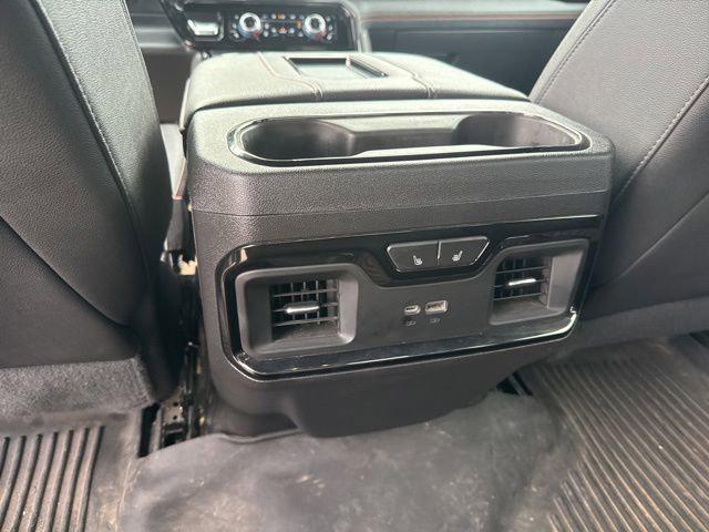 2022 GMC Sierra 1500 4WD Crew Cab Short Box AT4