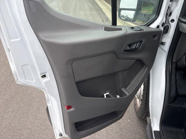 2025 Ford Transit Cargo Van 148 WB Medium Roof Cargo