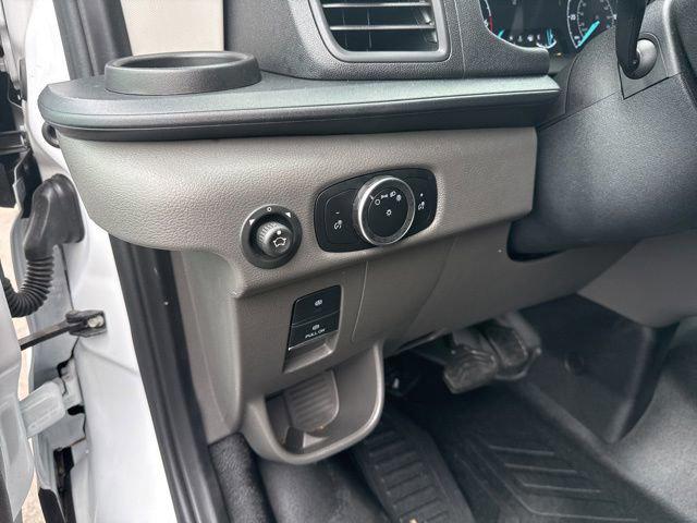 2025 Ford Transit Cargo Van 148 WB Medium Roof Cargo