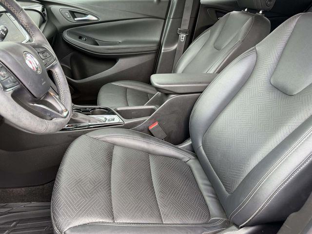 2023 Buick Encore GX Essence FWD