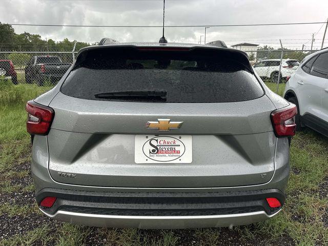 2025 Chevrolet Trax FWD LT