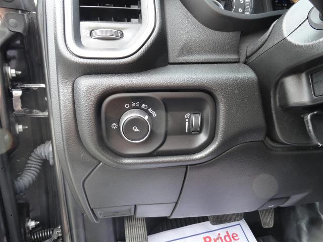 2024 Ram 2500 Tradesman Crew Cab 4x4 6'4" Box