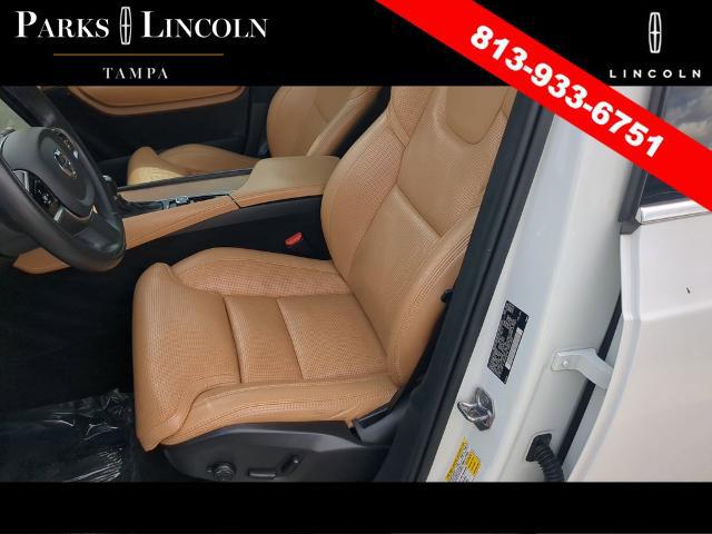 2020 Volvo XC90 T6 Inscription 7 Passenger
