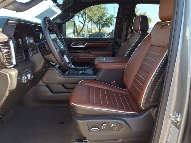 2026 GMC Sierra 2500HD Crew Cab, Standard Bed, Denali Ultimate, 4WD