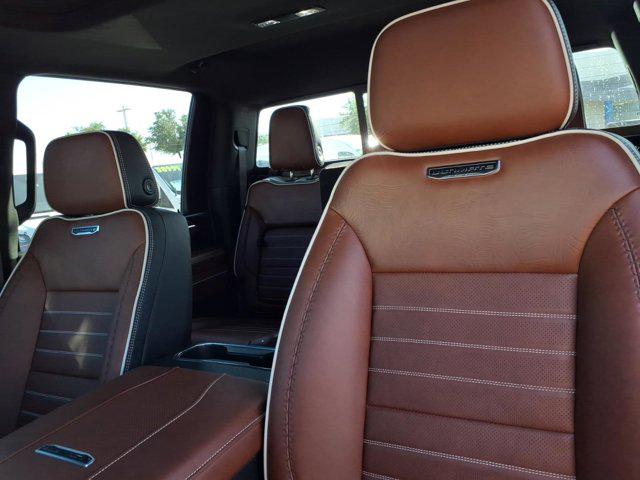 2026 GMC Sierra 2500HD Crew Cab, Standard Bed, Denali Ultimate, 4WD