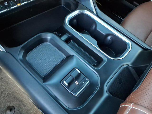 2026 GMC Sierra 2500HD Crew Cab, Standard Bed, Denali Ultimate, 4WD