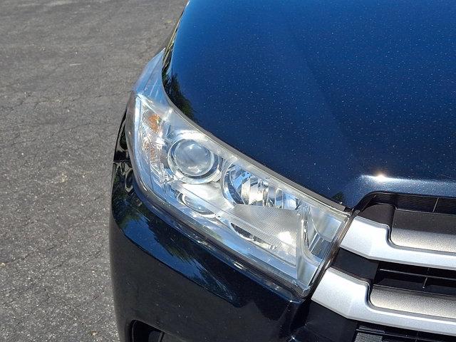 2017 Toyota Highlander LE