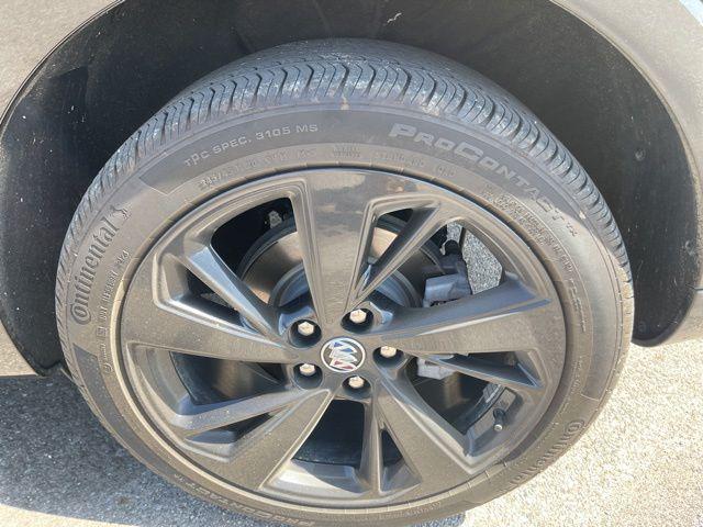 2023 Buick Envision Essence AWD