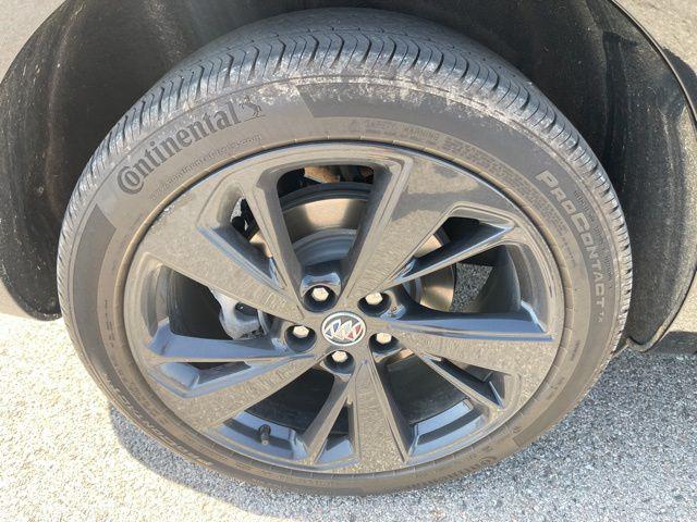2023 Buick Envision Essence AWD