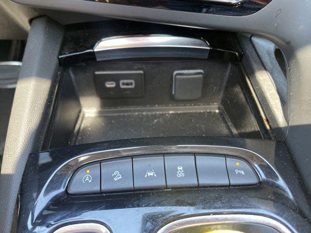 2023 Buick Envision Essence AWD