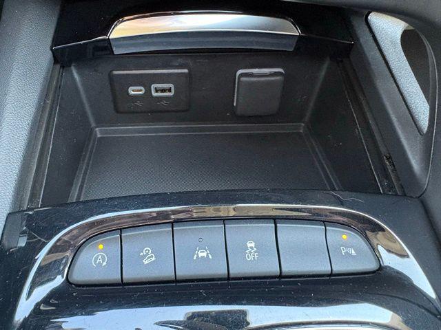 2023 Buick Envision Essence AWD