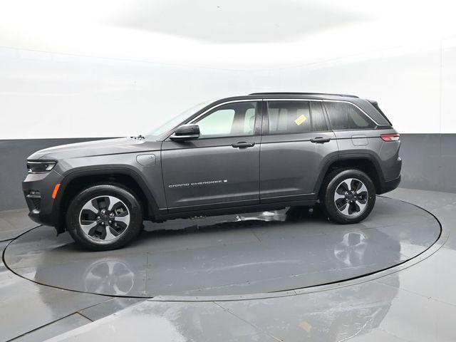 2024 Jeep Grand Cherokee Base