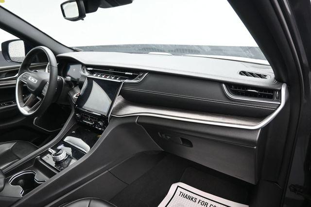 2024 Jeep Grand Cherokee Base