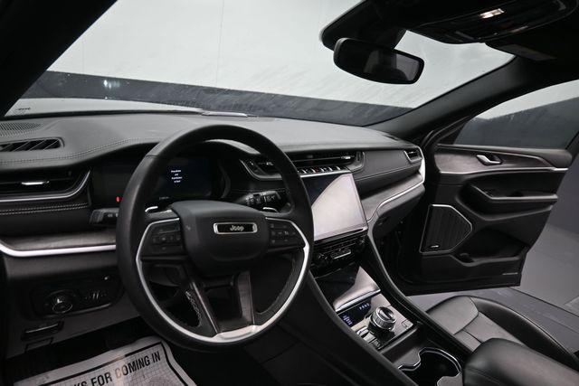 2024 Jeep Grand Cherokee Base