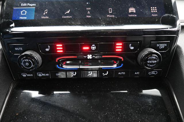 2024 Jeep Grand Cherokee Base