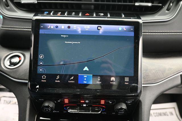 2024 Jeep Grand Cherokee Base