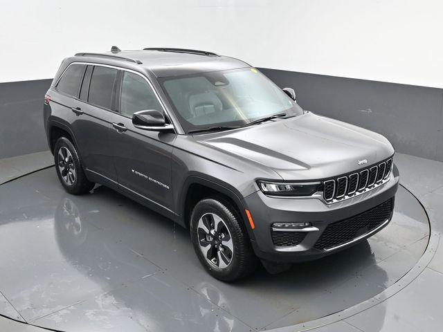 2024 Jeep Grand Cherokee Base