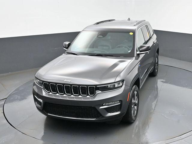 2024 Jeep Grand Cherokee Base