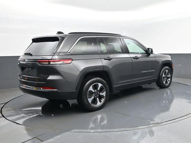 2024 Jeep Grand Cherokee Base