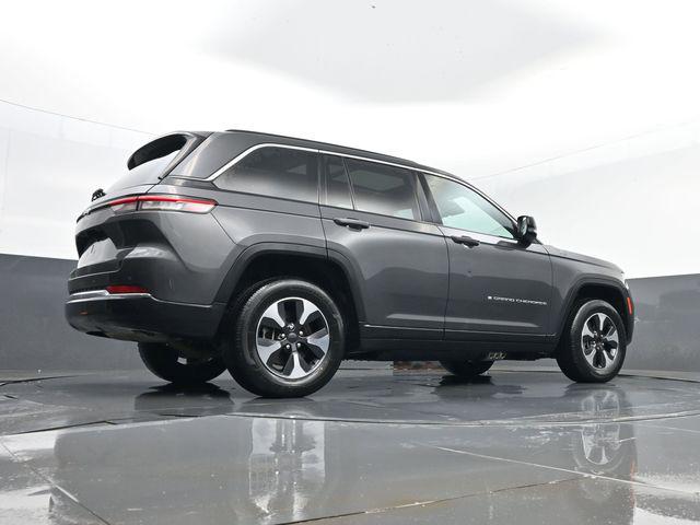 2024 Jeep Grand Cherokee Base
