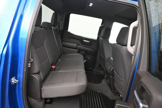 2022 Chevrolet Silverado 1500 4WD Crew Cab Short Bed Custom