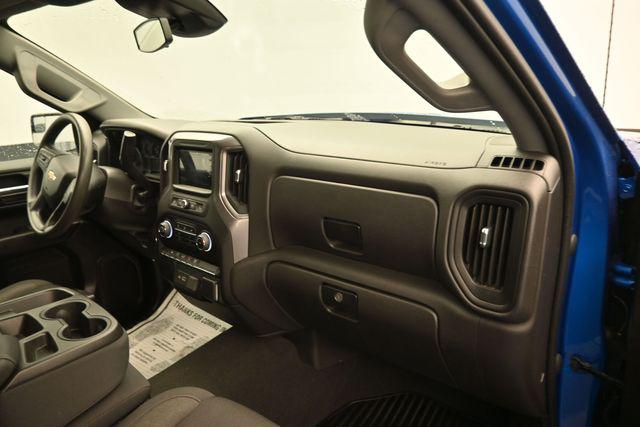 2022 Chevrolet Silverado 1500 4WD Crew Cab Short Bed Custom