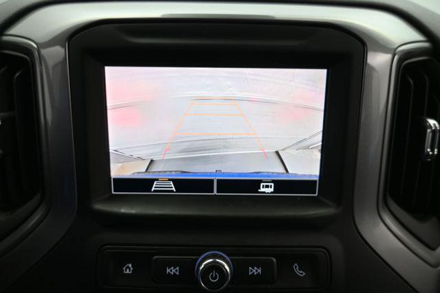 2022 Chevrolet Silverado 1500 4WD Crew Cab Short Bed Custom