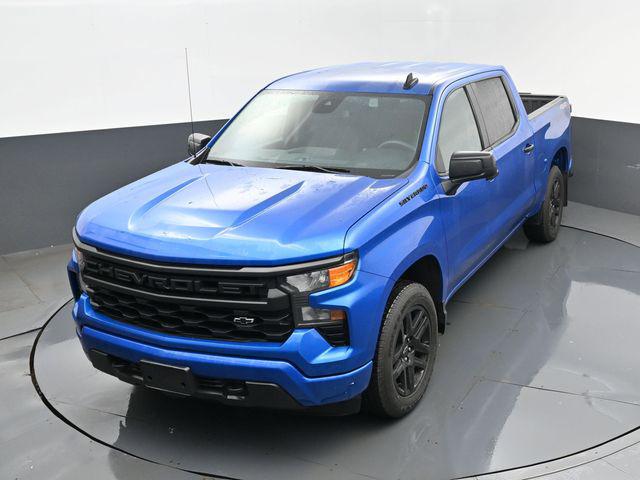 2022 Chevrolet Silverado 1500 4WD Crew Cab Short Bed Custom