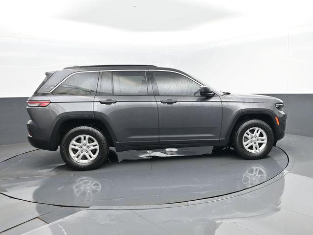 2024 Jeep Grand Cherokee Laredo 4x4