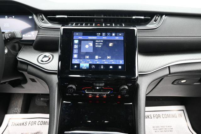 2024 Jeep Grand Cherokee Laredo 4x4