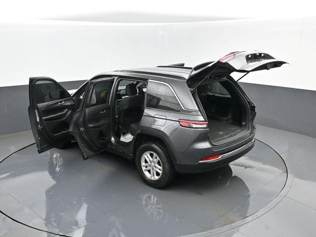 2024 Jeep Grand Cherokee Laredo 4x4