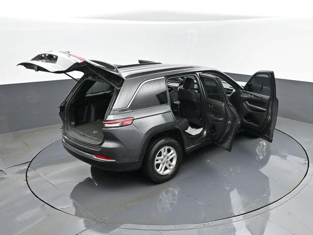 2024 Jeep Grand Cherokee Laredo 4x4