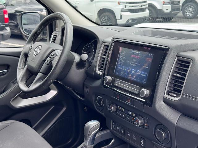 2022 Nissan Frontier Crew Cab SV 4x4