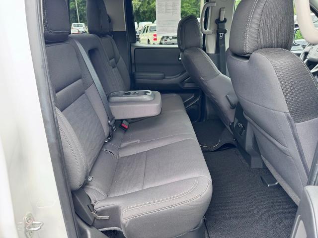 2022 Nissan Frontier Crew Cab SV 4x4