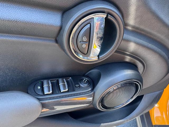 2015 MINI Hardtop Cooper