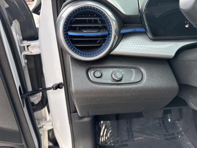 2024 Chevrolet Trax FWD LT