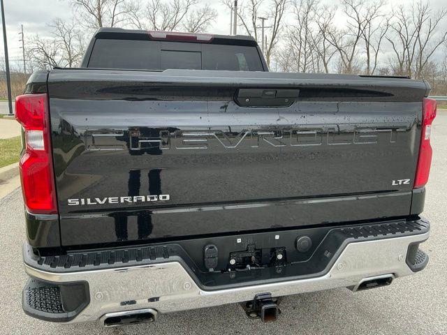 2021 Chevrolet Silverado 1500 4WD Crew Cab Short Bed LTZ