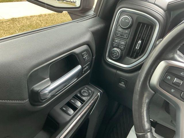 2021 Chevrolet Silverado 1500 4WD Crew Cab Short Bed LTZ