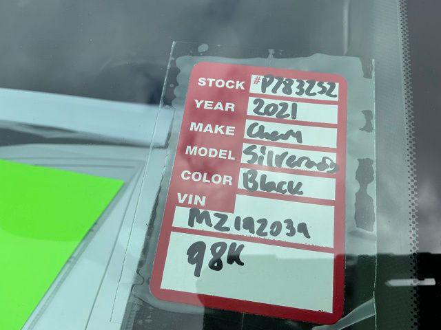 2021 Chevrolet Silverado 1500 4WD Crew Cab Short Bed LTZ