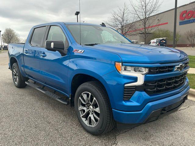 2023 Chevrolet Silverado 1500 4WD Crew Cab Short Bed RST