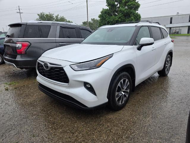 2023 Toyota Highlander XLE for sale near Chillicothe, OH