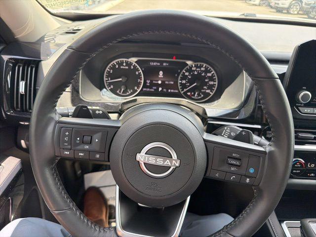 2025 Nissan Pathfinder SV 4WD